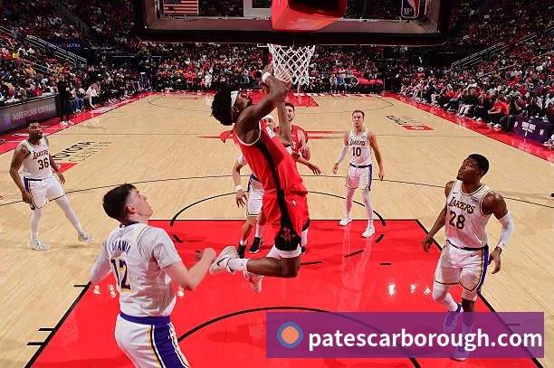 常青树！詹姆斯：我把“时间老人”按在地上摩擦，它输给了我 - NBA下注官网 - nba中国官方网站