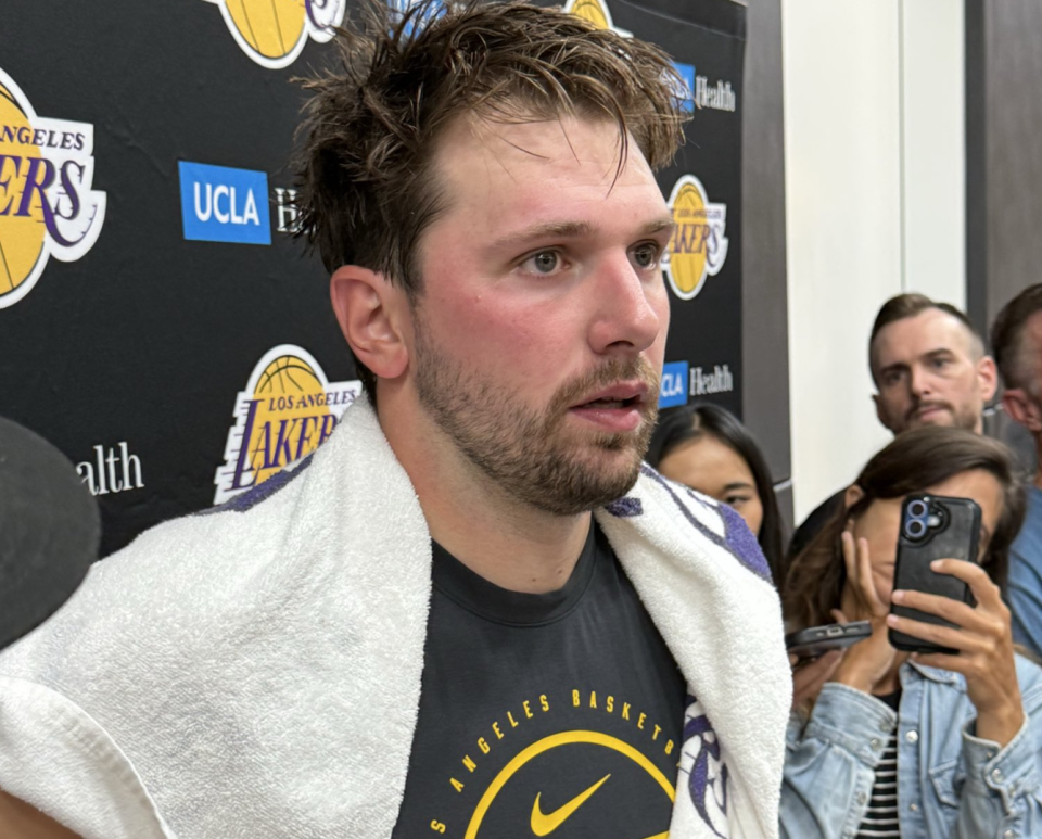 NBA下注湖人训练营首日:东契奇透露已尝试多套首发 雷迪克设定三大目标